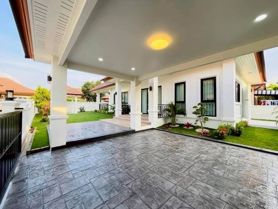 Single house exterior